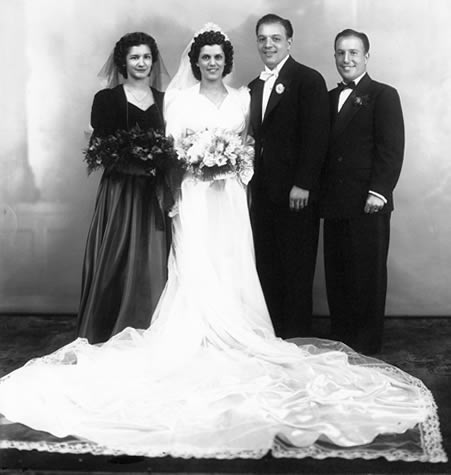 Eleanor and Vincent Tomaselli
Sept 7 1941 Wedding
