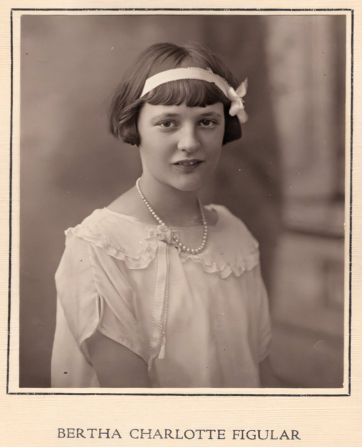 Figular, Bertha Charlotte
1925 - Age 11
Photo from Raymond Janis 

