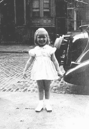 Mango, Veronica
In front of 347 Littleton Ave in the early 1940s.

Photo from Veronica
