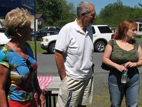 Carol, Ron & Patty
Photo from Joyce Meyers
