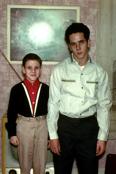 Chadwick, Richard & Jackie
1959 - Brenner Street
Photo from Fred Russell
