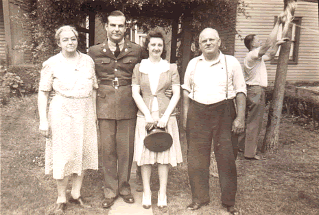 Backyard of 108 Brill Street
Christiane (Anna) Graessle Geisheimer, Hugo Frederick Geisheimer, Ethel (Frielinghaus) Geisheimer, Hugo Carl Ernst Geisheimer
