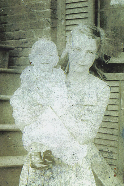 Mannion, Margaret
1913, holding sibling
Photo from the Mannion Family
