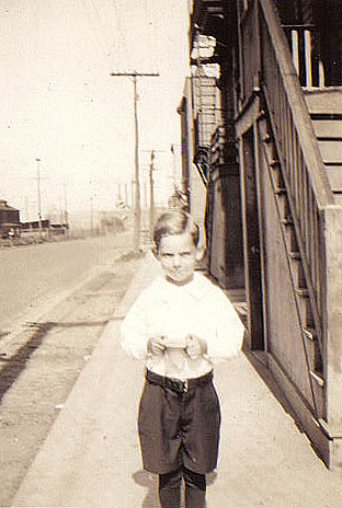 Mannion, Robert
1932 Communion at Lister Avenue home
Photo from the Mannion Family
