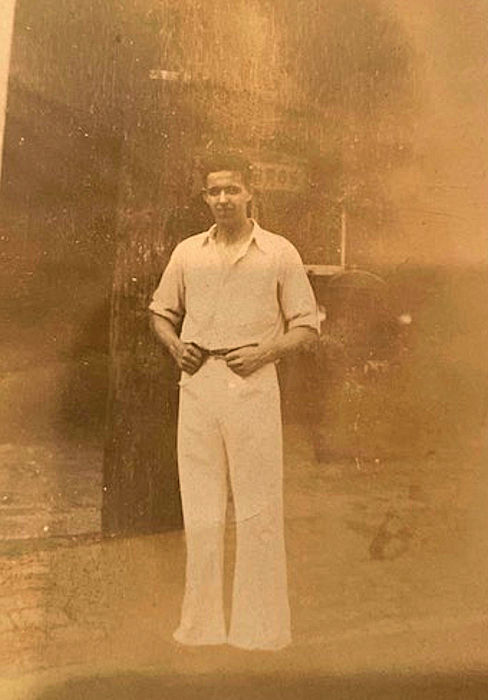 McLoughlin, John
Standing outside Dugan's Bakery
Photo from Dawn Mulligan-Ray
