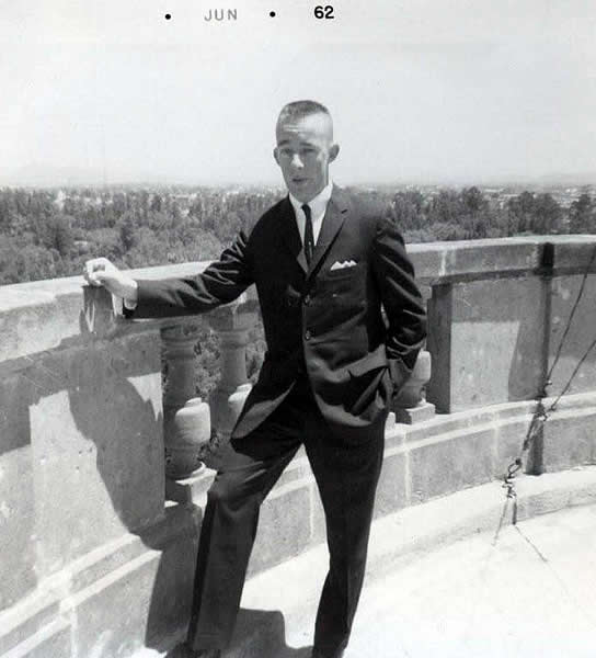 Spohn, Jule
June 27, 1962 at Chapultepec Palace in Mexico City while guarding President and Mrs. Kennedy.  Twenty years old and guarding the President of the United States.  The highlight of my Marine Corps career. 
Photo from Jule Spohn
